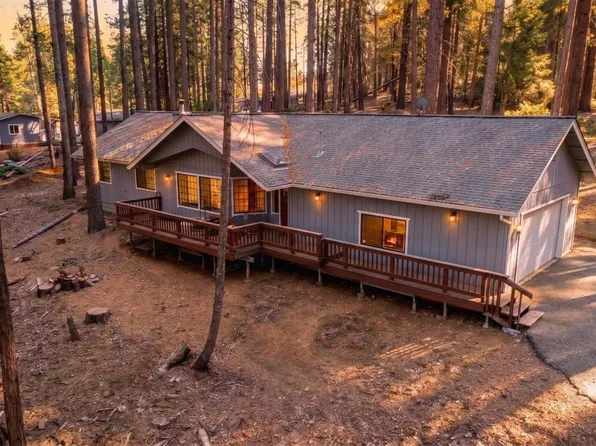 3441 Spirit Ln, Pollock Pines, CA 95726