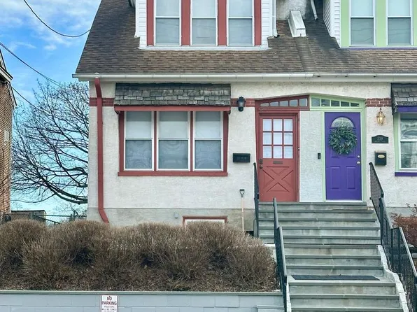 541 Walnut Ln, Philadelphia, PA 19128