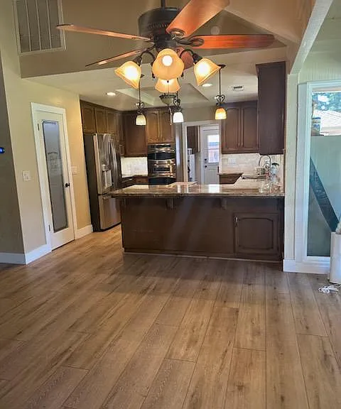 7247 N Dewey Ave — Photo 9