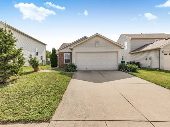 1807 Blue Lake Dr, Greenwood, IN 46142