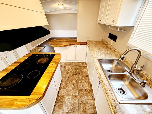 4th image of 6120 Little Madison Way #31