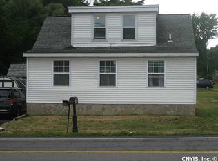 7235 Jones Rd, Syracuse, NY 13209