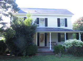 314 Lovers Ln, Deltaville, VA 23043