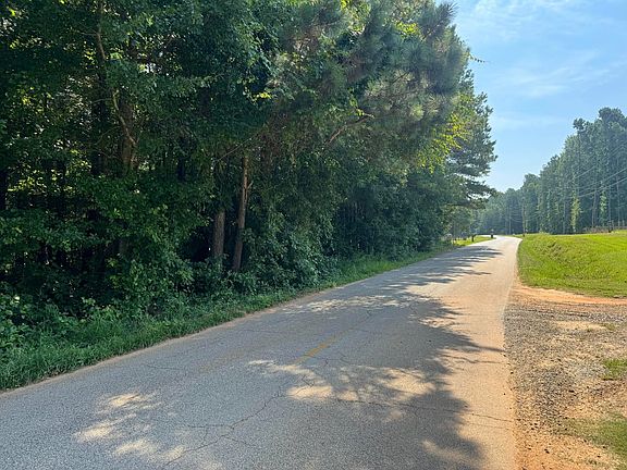 Road Frontage on Cannafax Rd.