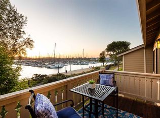 144 Lakeshore Ct, Richmond, CA 94804