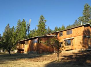 3116 China Mountain Rd, Weed, CA 96094