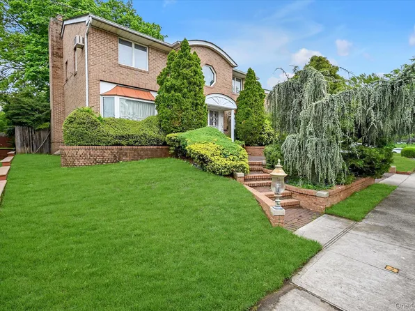 138-45 78th Drive, Kew Garden Hills, NY 11367