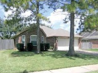 9727 Chiselhurst Dr, Houston, TX 77065