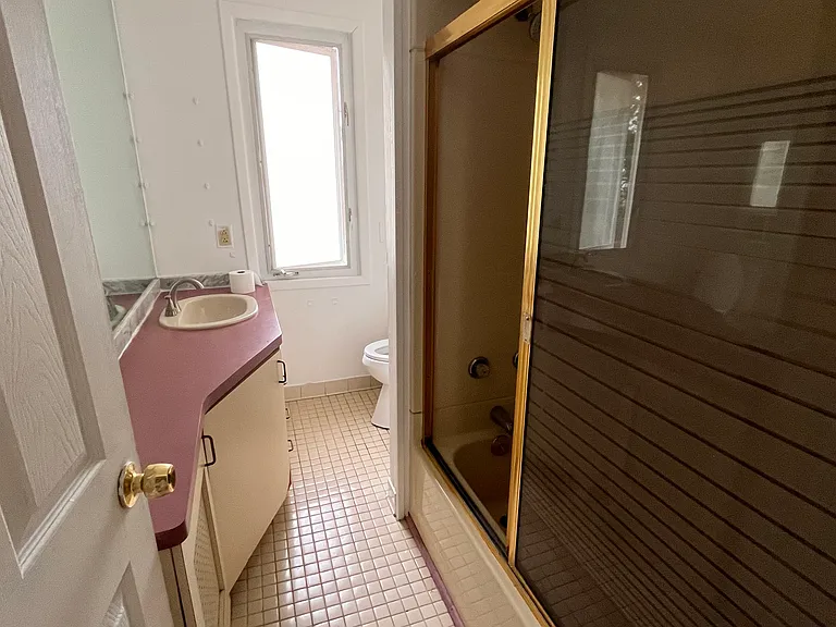 5859 Hobart St #2 — Photo 34