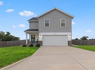 509 N Pine Leaf Road, Nixa, MO 65714