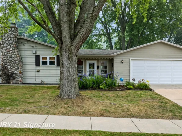 502 Rubelman Dr, Owosso, MI 48867