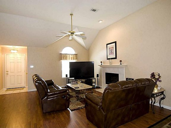 4th image of 12507 Dijon Ct