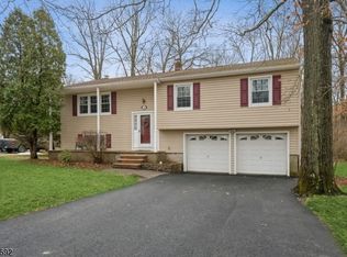 15 Carson Rd, Budd Lake, NJ 07828