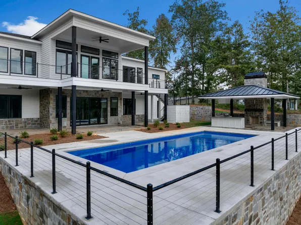 146 Slick Ford Ln, Houston, AL 35572