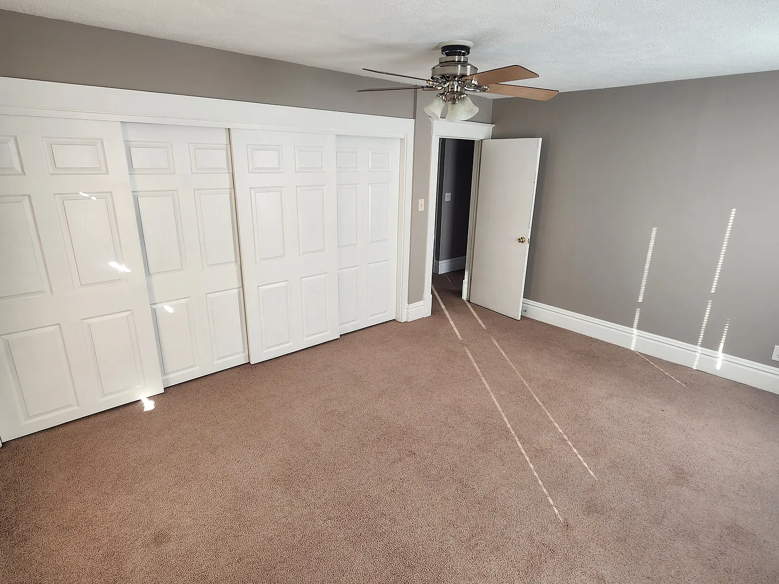 2 bed, $950 — Photo 4