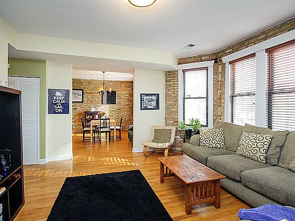 4th image of 3120 W Carmen Ave APT 1