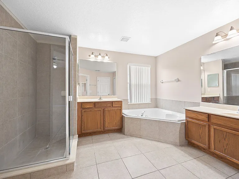 Master bedroom bathroom
