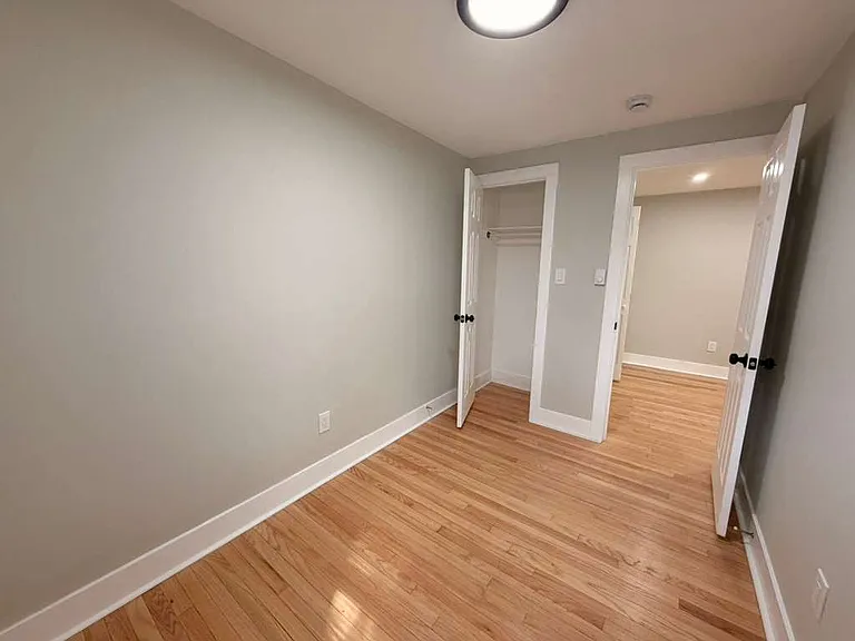 110 Maltby St #8B — Photo 5
