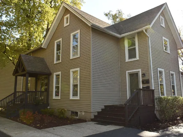 1510 W State St, Geneva, IL 60134