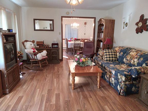 4th image of 150 Priddy St
