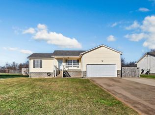 624 Avondale Rd, Oak Grove, KY 42262