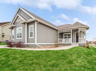1713 SW Cascade Falls Dr, Ankeny, IA 50023