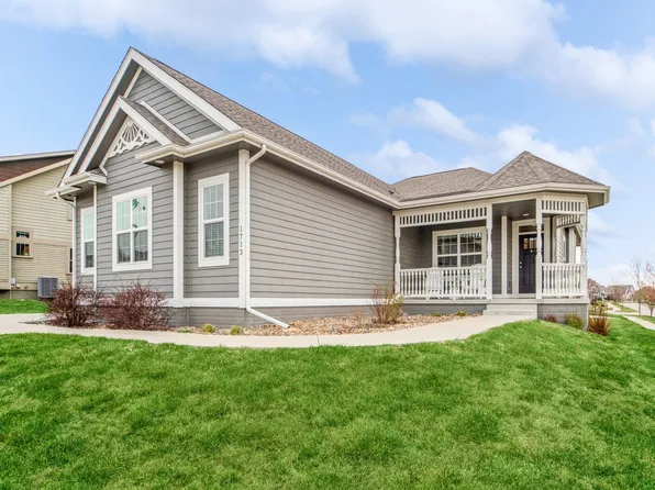 1713 SW Cascade Falls Dr, Ankeny, IA 50023
