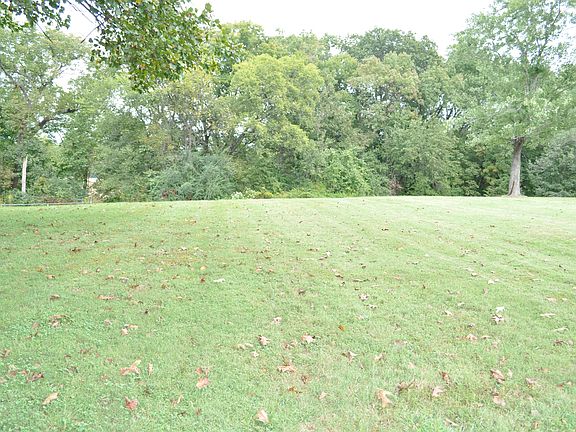 Amazing 1 acre property