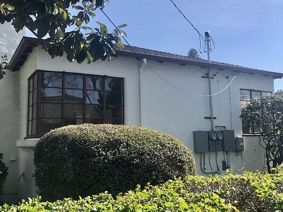 5th image of 345 Highland Ave
