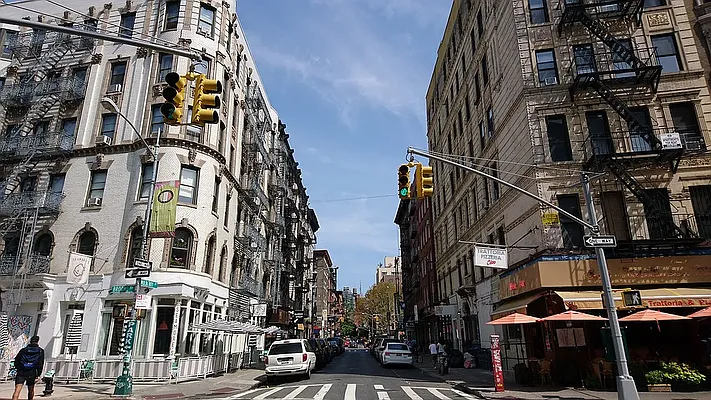 Rented by The Agency | media 27