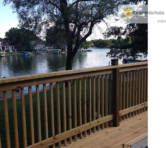 1st image of 35 Emerald Shore Dr