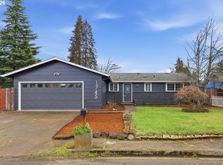 1745 E Grover Ave, Cottage Grove, OR 97424