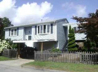 291 Grotto Ave, Pawtucket, RI 02860