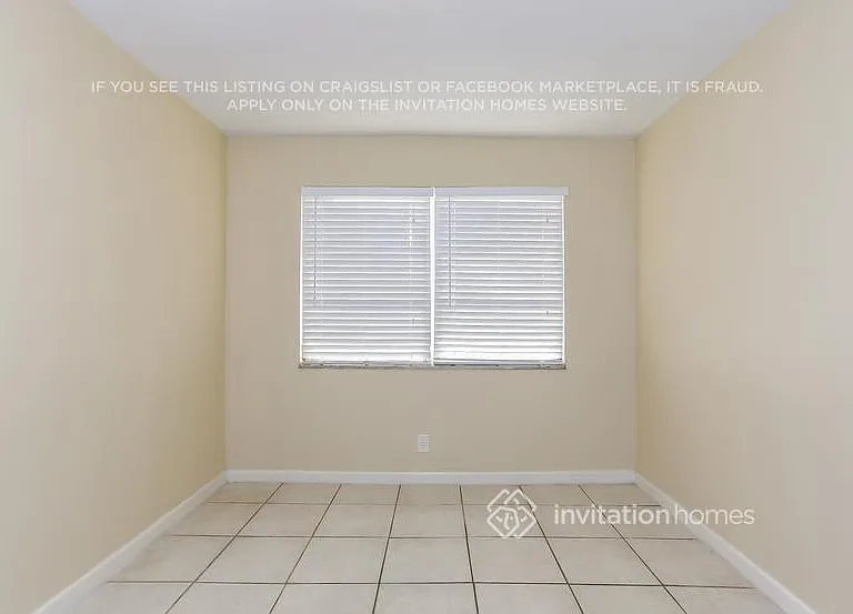 520 NW 43rd Ave — Photo 3
