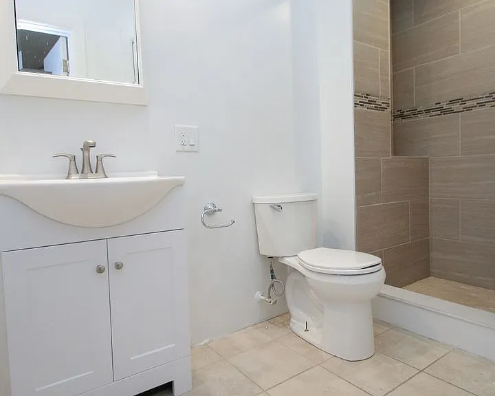 1429 Spruce St — Photo 14