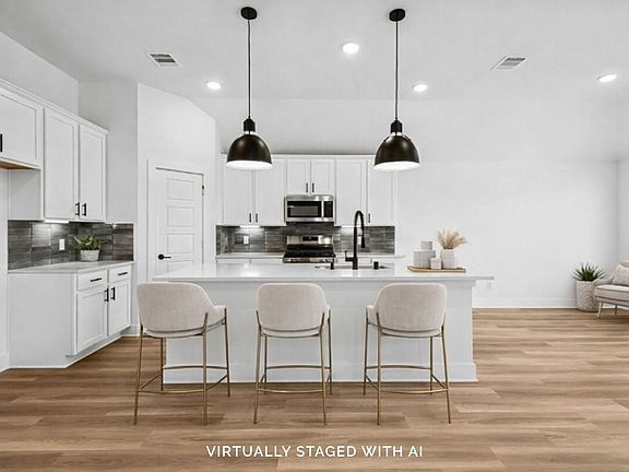 2nd image of 3405 Moraine Lake Dr