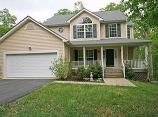 16 Possum Ln, Palmyra, VA 22963