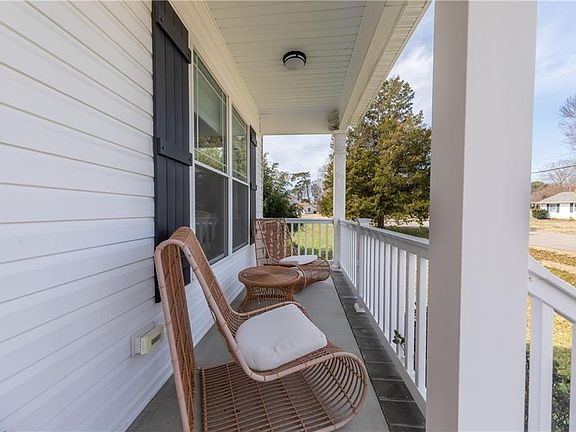 4th image of 216 Wells Rd