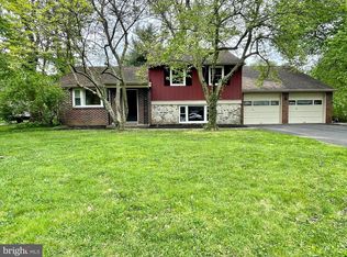 538 Meadow Rd, Chalfont, PA 18914