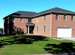 6407 Holly Trl, Gloucester, VA 23061