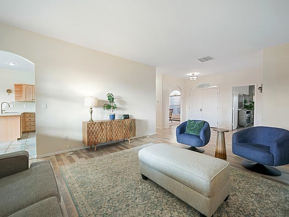 2nd image of 895-24 1/2 Rd