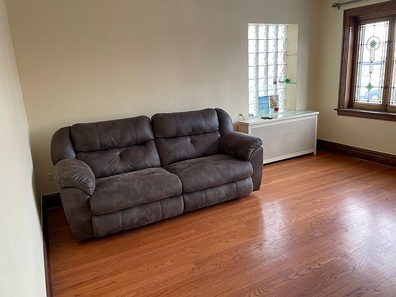2nd image of 2222 Oak Park Ave #1
