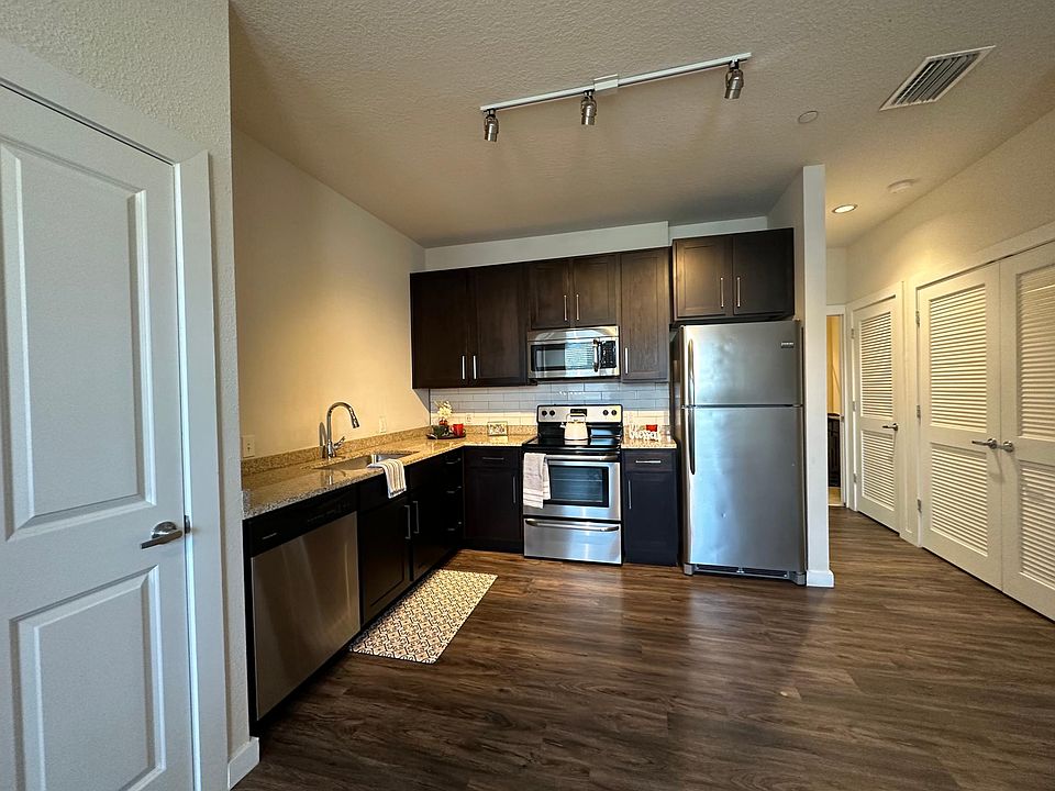 THE ARTISAN ON MACDILL 5220 S Macdill Ave Tampa FL Zillow