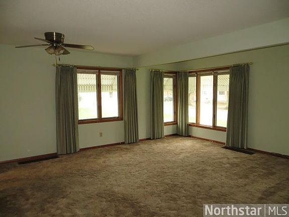 5th image of 235 N Montgomery Ave