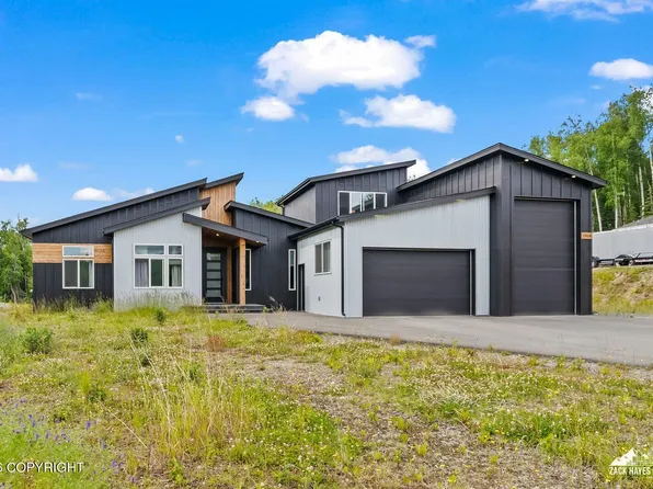 1814 S Berlin Rose St, Wasilla, AK 99623