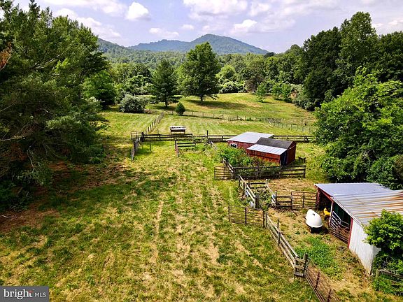 3rd image of 13782 Crest Hill Rd
