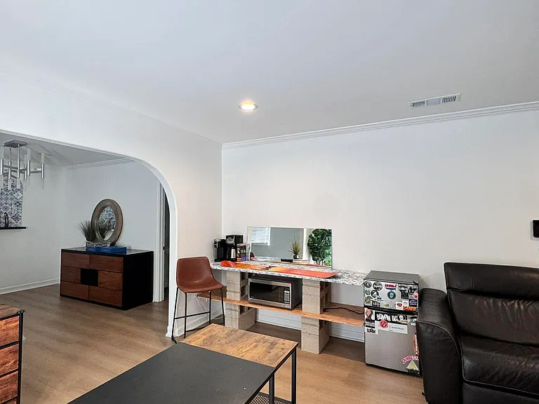 4476 Calhoun Ave — Photo 2