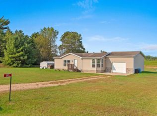 6973 Red Banks Rd, Gillett, WI 54124