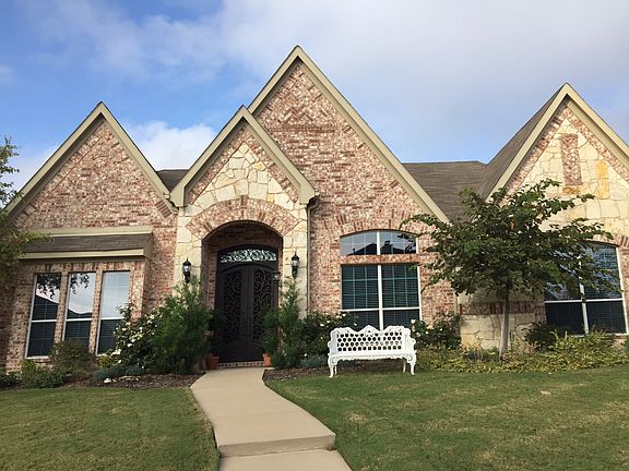2nd image of 11873 Foxwood Ln