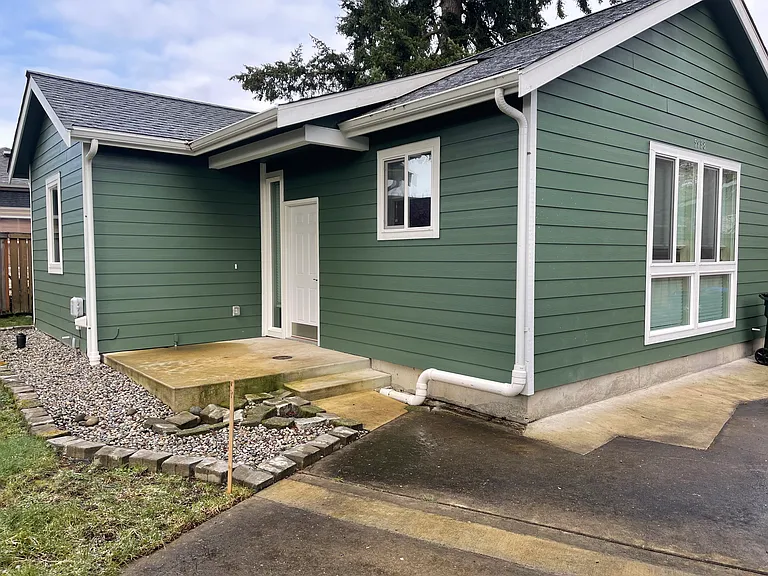 5938 Danials Loop SE — Photo 2